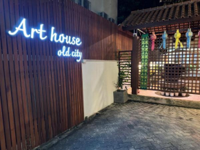 Art house Old City